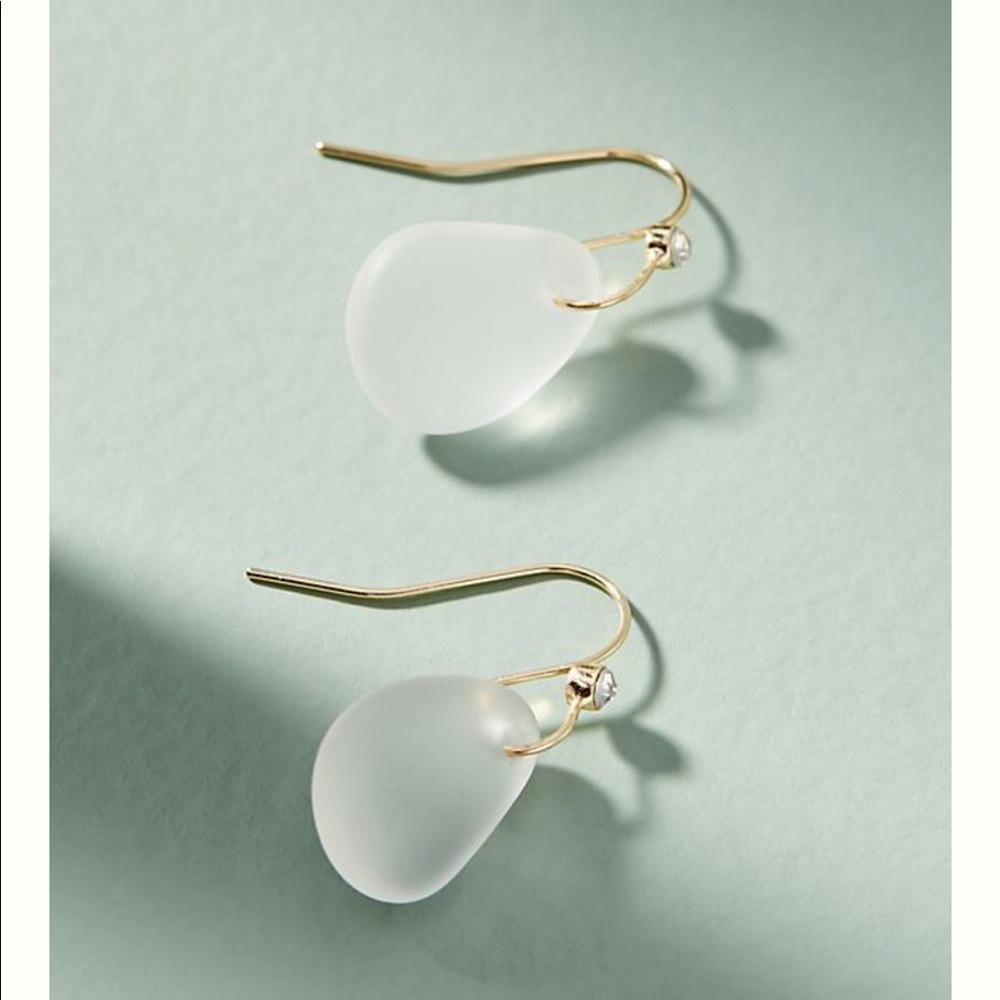 Anthropologi Jada Mini teardrop earring